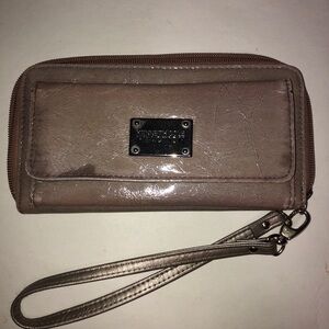 kenneth cole reaction womans wallet long grey silver Authentic